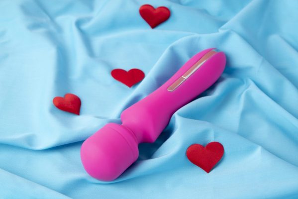 gros-plan-jouet-sexuel (1)